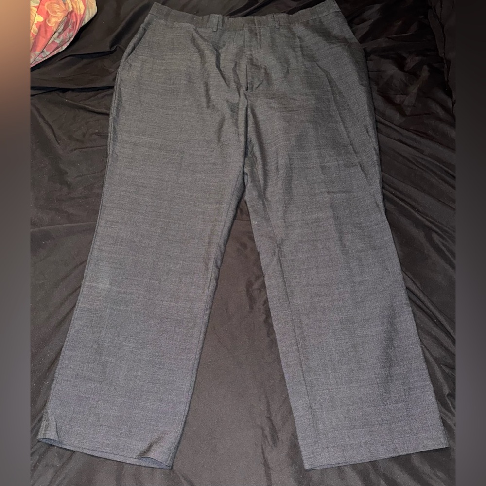 DKNY Men’s Dress Pants (42x30)